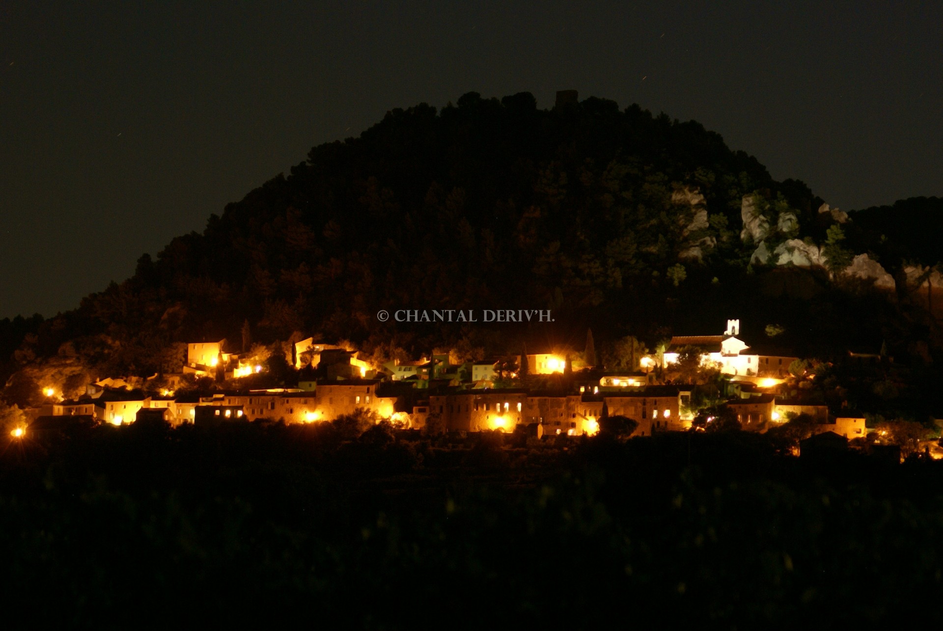 Village de Seguret dans le Vaucluse - FRANCE